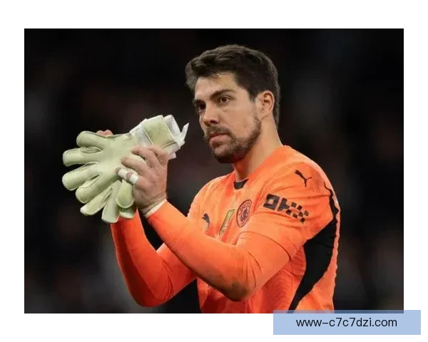 德天空确认奥尔特加加盟森林