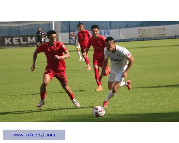 中乙泰安天贶携手HUMMEL合作