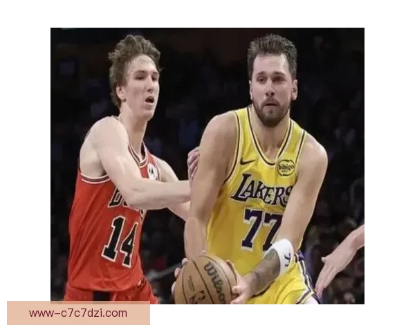 东契奇今晚教训布泽利斯深刻 东契奇今晚教训布泽利斯深刻